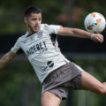 Corinthians em treino preparatório para o jogo de logo mais, no Olímpico Regional