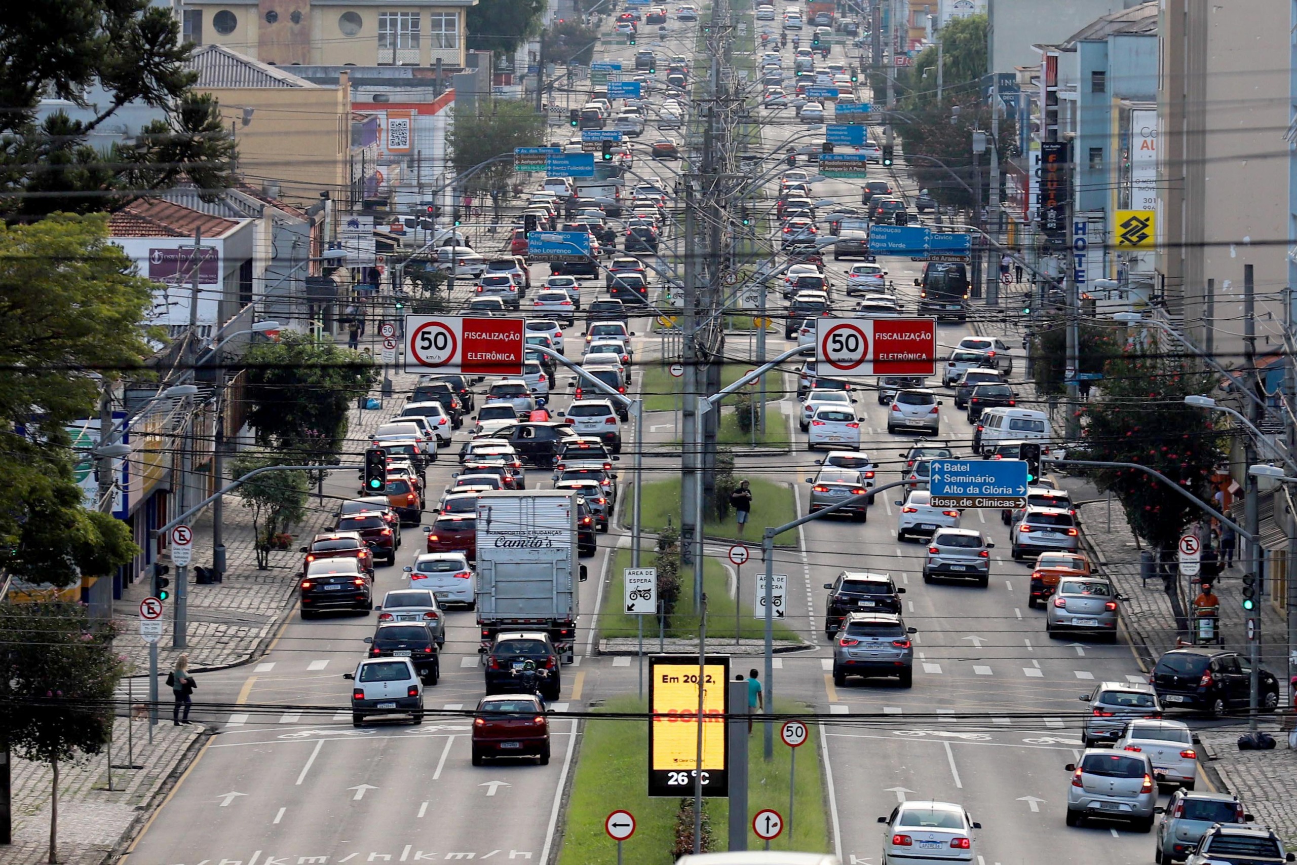 Frota de veículos cresce 12% no Paraná Crédito: AEN/PR