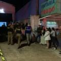 Equipes da Polícia Civil e Militar estiveram no local após o crime