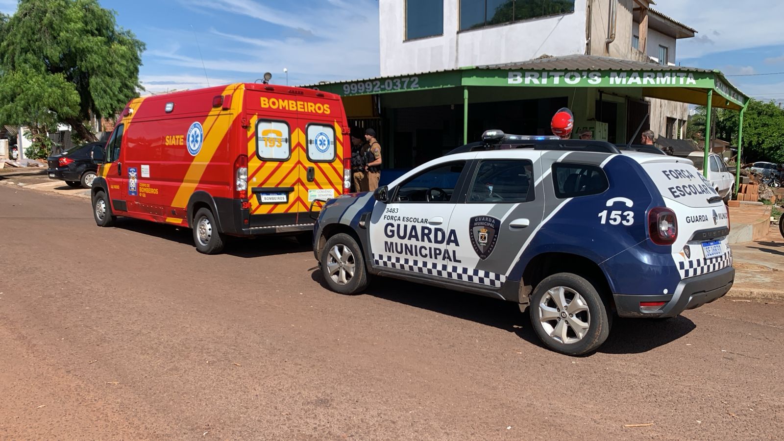 Jovem de 19 anos leva facada no peito e pede socorro em comércio no Bairro Morumbi em Cascavel