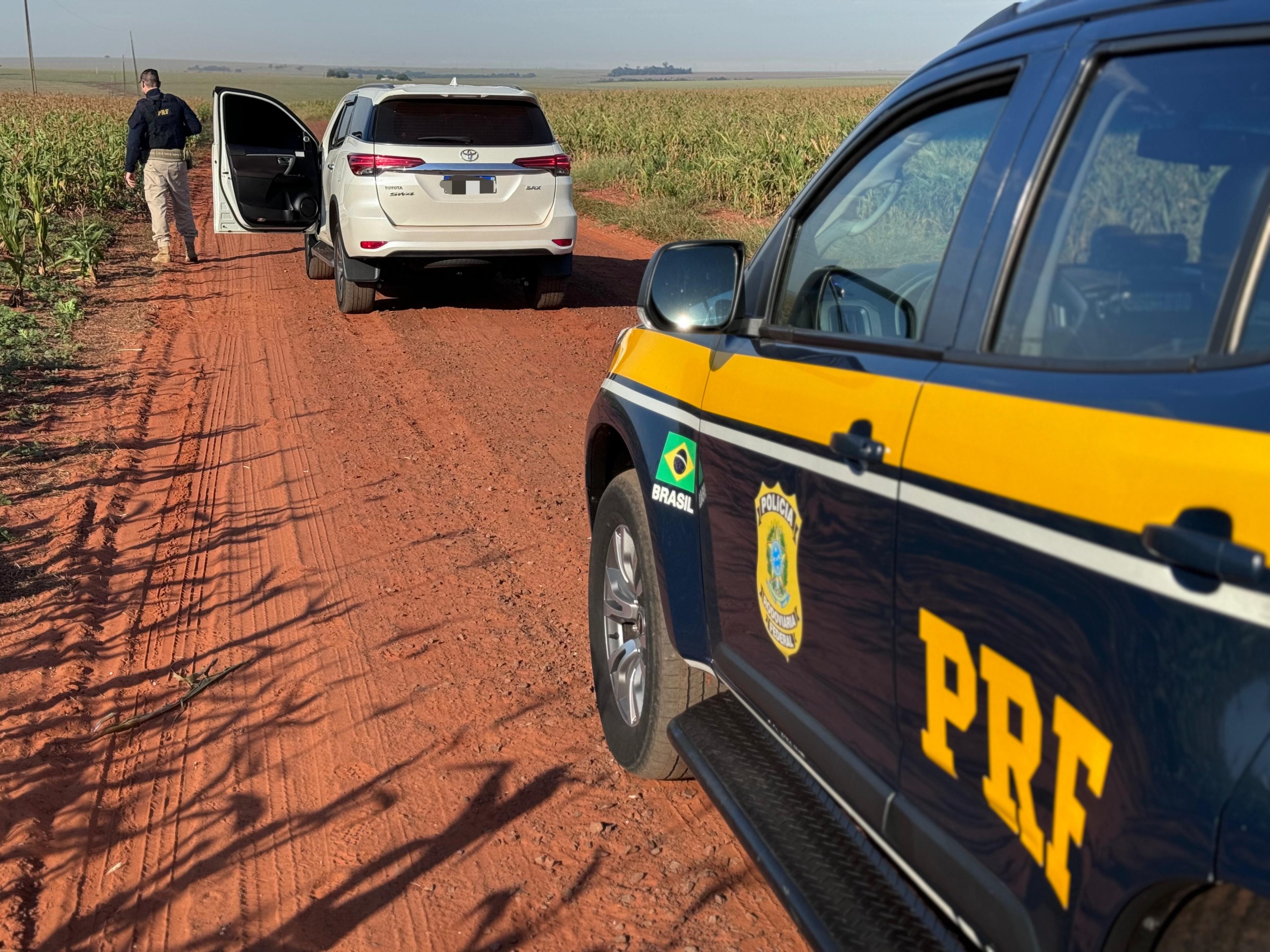 prf hilux recuperada