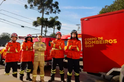 O Paraná enviou 12 bombeiros militares na manhã desta quarta-feira (24) para auxiliar no combate a incêndios florestais no Pantanal, no Mato Grosso do Sul - Foto: Gabriel Rosa/AEN