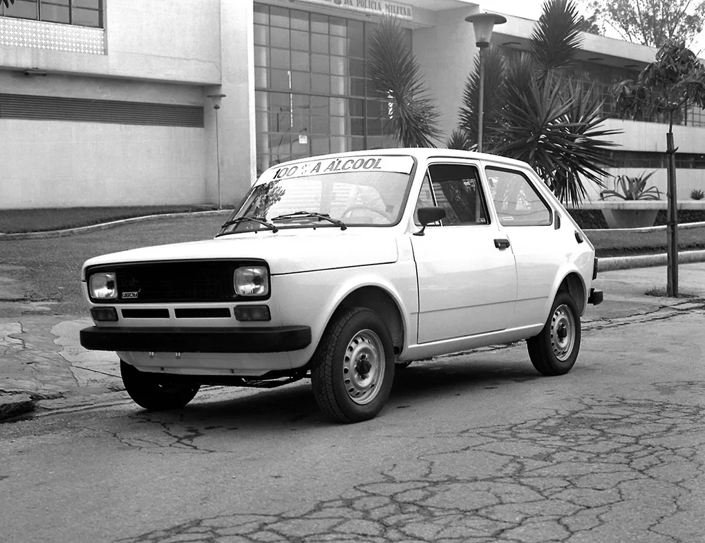 O Fiat 147 foi o primeiro modelo fabricado no Polo Automotivo de Betim e, também, o primeiro automóvel a etanol produzido em série no mundo