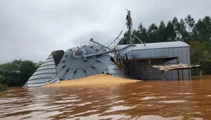 As enchentes registradas no mês de maio no Rio Grande do Sul provocaram perdas e prejuízos consideráveis ao setor produtivo. Foto: Farsul