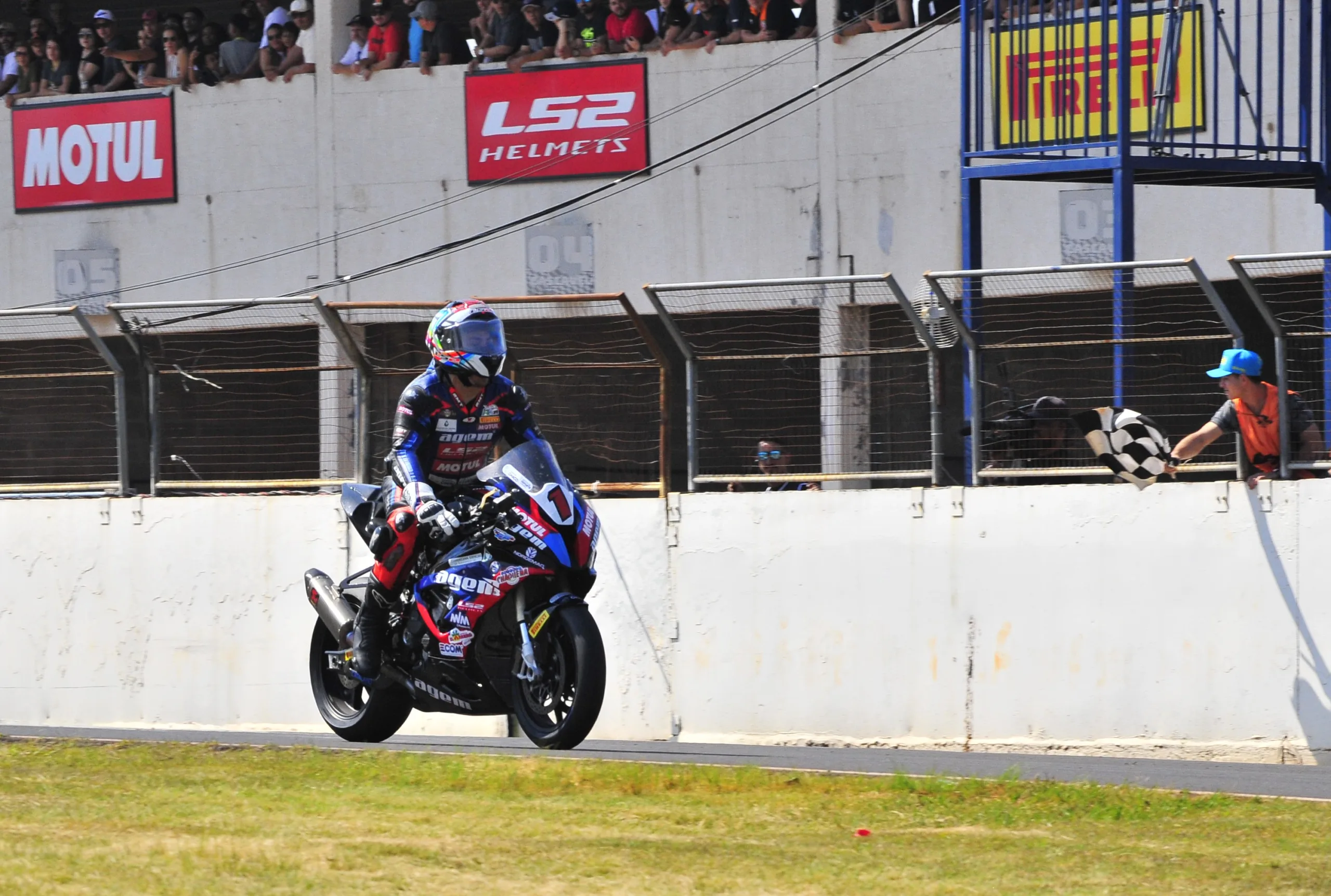 Ramiro Gandola venceu em Cascavel e manteve a Argentina na liderança da GP1000, principal categoria do Moto1000GP