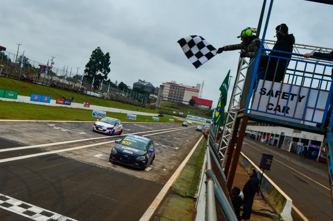 Uma das grandes novidades do ano é a inclusão do Autódromo Velocitta, localizado em Mogi Guaçu, no interior de São Paulo