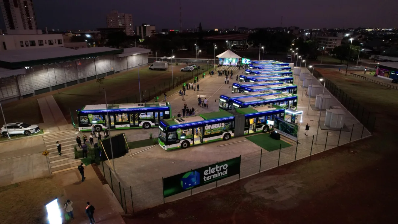 Maior frota de ônibus elétricos do Sul do Brasil começa a operar em Cascavel