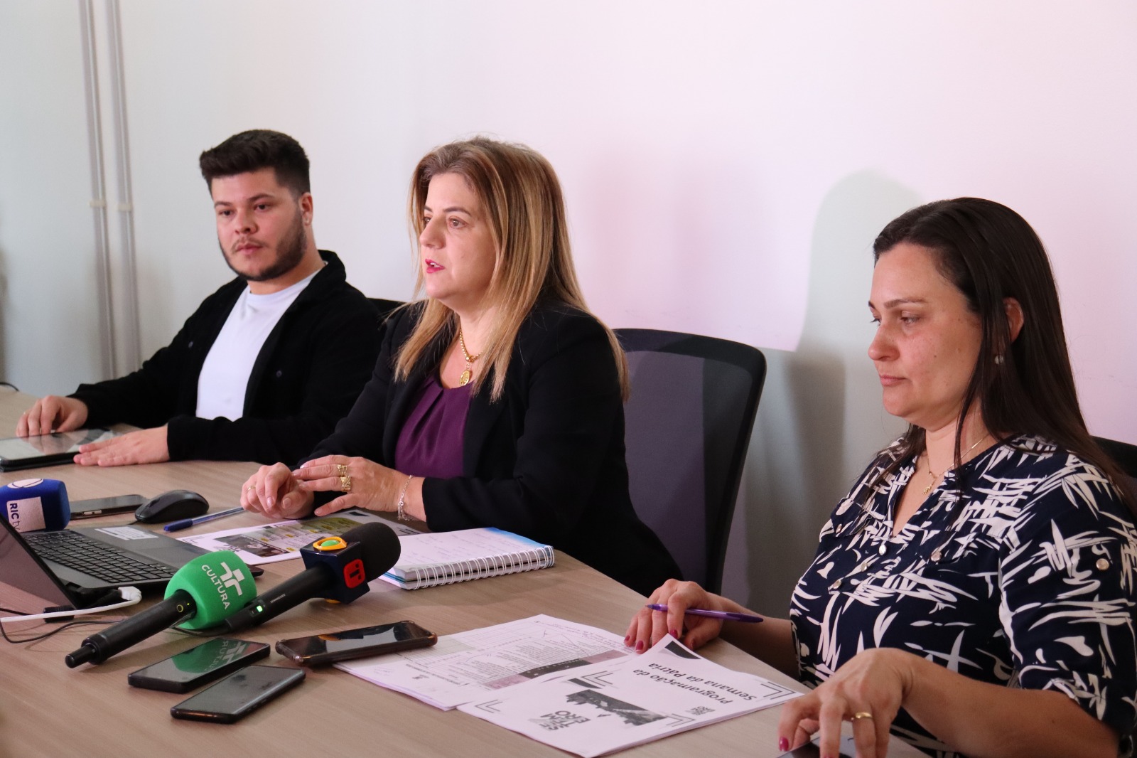 No ano passado, o desfile acabou sendo cancelado em cima da hora devido a cortes no orçamento