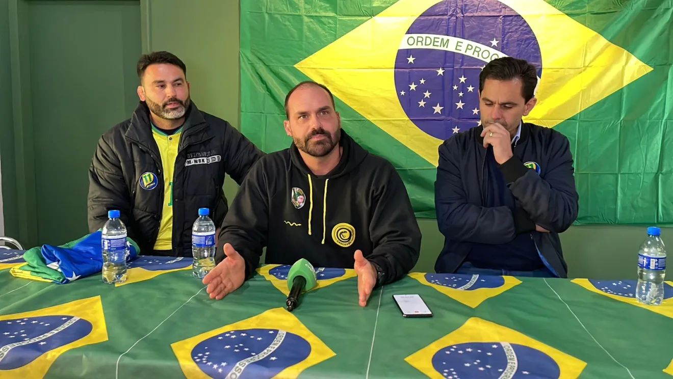 Na tarde de ontem, durante encontro com a imprensa, Eduardo Bolsonaro falou sobre o PL e o voto dos bolsonaristas. Foto: Luiz F. Max/SOT Na tarde de ontem, durante encontro com a imprensa, Eduardo Bolsonaro falou sobre o PL e o voto dos bolsonaristas. Foto: Luiz F. Max/SOT