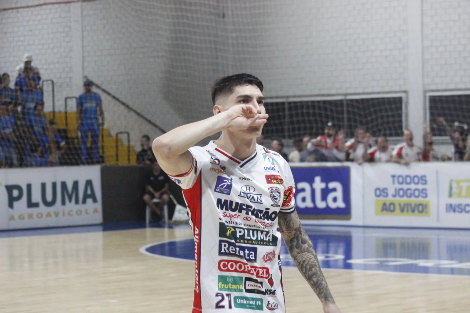 O jogador chegou no início da temporada ao Cascavel Futsal e fez 12 gols durante sua passagem pelo Tricolor. Foto: Luciano Neves