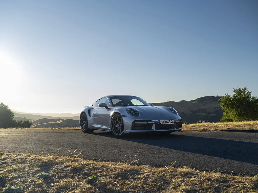 O 911 Turbo 50 Years combina desempenho excepcional e os melhores materiais com elementos de design exclusivos. Foto: Divulgação