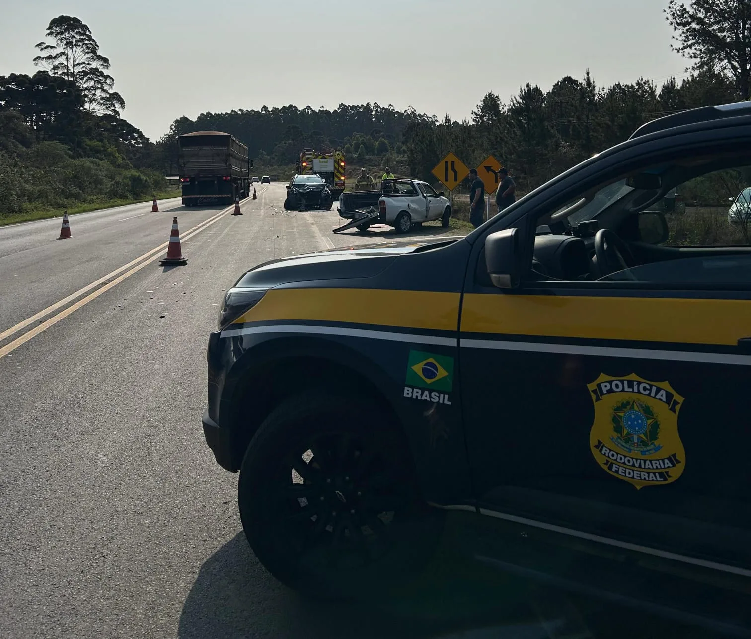 Colisão transversal resulta em uma pessoa morta e duas feridas. Saiba mais sobre o ocorrido, em Guarapuava  - Foto: PRF/Guarapuava