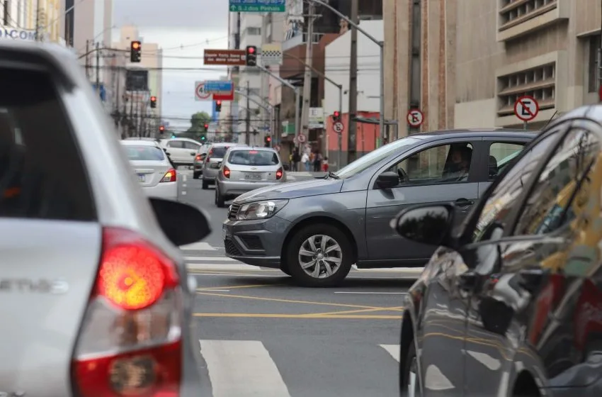 Descubra os dados mais recentes sobre os preços de veículos usados no Paraná. Veja como o mercado está se comportando - Foto: AEN