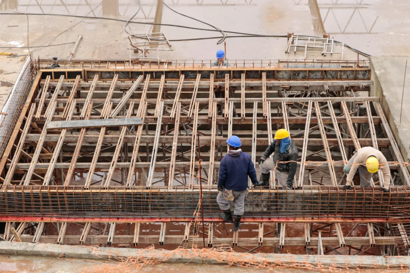A maior parte é para alimentador de linha de produção na indústria, com 5.739 oportunidades - Foto: Foto: Roberto Dziura Jr/AEN A maior parte é para alimentador de linha de produção na indústria, com 5.739 oportunidades - Foto: Foto: Roberto Dziura Jr/AEN