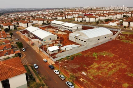 A estrutura terá mais de 4,4 mil metros quadrados de área construída, em um terreno de aproximadamente 10 mil metros quadrados