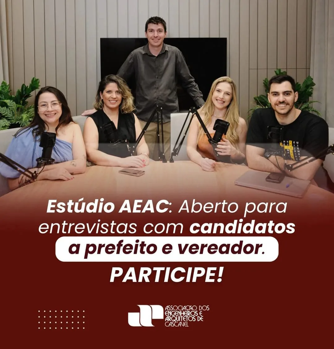 Mediadores do AEACast com candidatos a prefeito e vereadores de Cascavel.