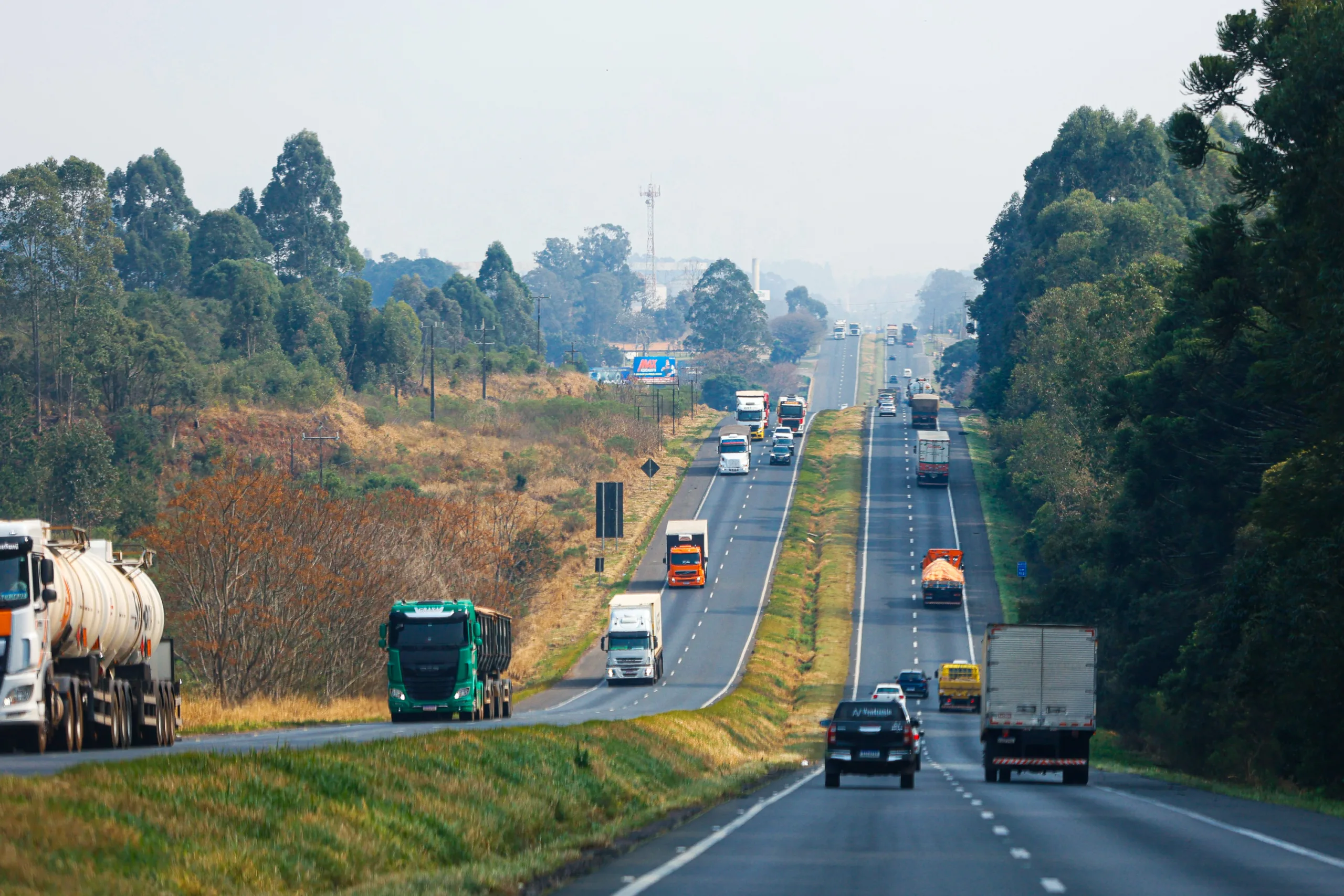 Confira as datas e informações sobre a concessão dos lotes 3 e 6 das rodovias do Paraná, autorizada pela ANTT - Foto: AEN