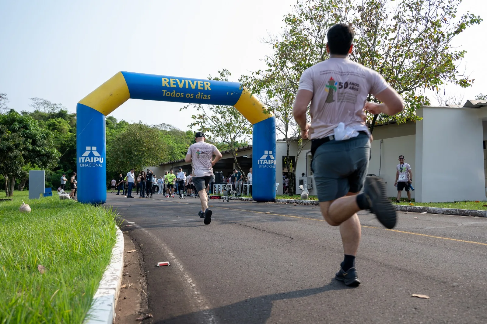 Corrida binacional celebra 50 anos da Segurança Empresarial da Itaipu