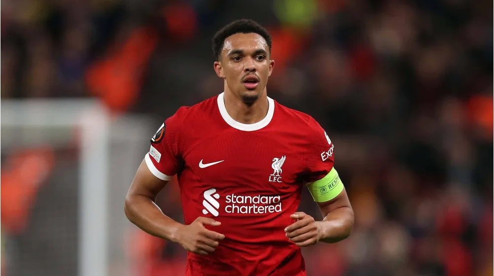 Adensam-se os rumores da transferência de Trent Alexander-Arnold para o Real Madrid em 2025