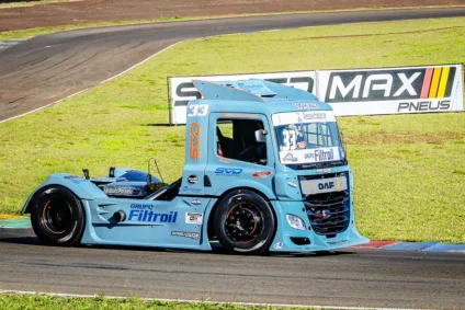 Joãozinho Santa Helena venceu a categoria GT Truck na abertura da temporada em março, na estreia do caminhão DAF nas pistas - Foto: Divulgação