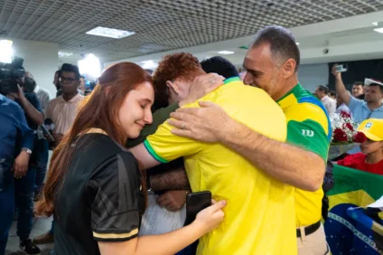 Brasileiros repatriados do Líbano recebem apoio da Itaipu. Saiba como a empresa está ajudando a acolher e transportar os compatriotas - Foto: Itaipu Binacional 