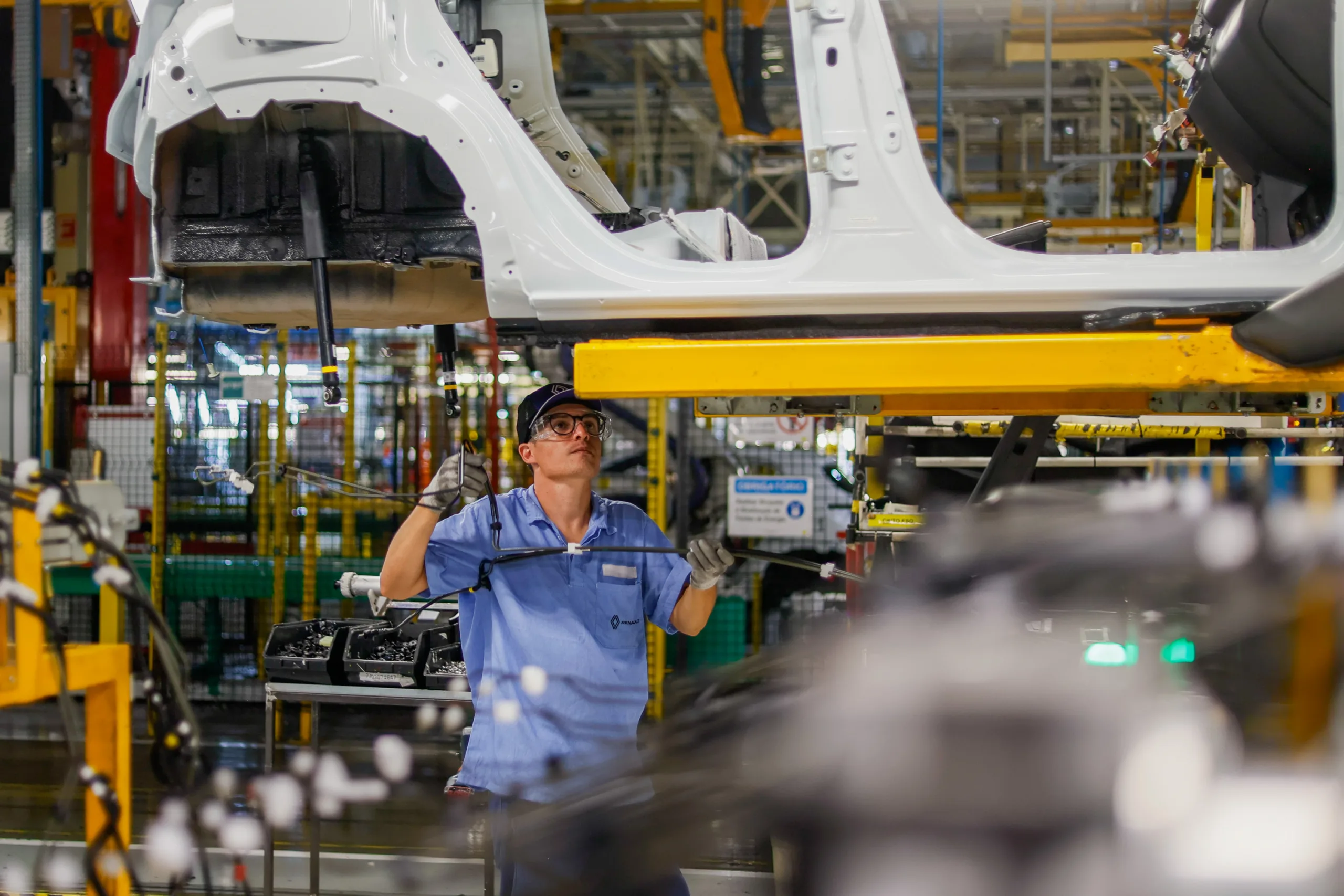 Paraná lidera o crescimento da indústria no Sul do Brasil, registrando um aumento de 5,3% em um ano. Conheça os destaques do setor no estado - Foto: Gabriel Rosa/AEN