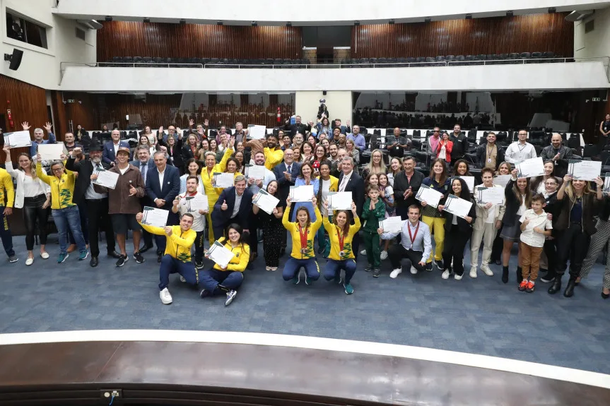 Conheça a emocionante homenagem aos atletas e paratletas das Olimpíadas e Paralimpíadas de Paris 2024 na Assembleia Legislativa do Paraná - Foto: Orlando Kissner/Alep