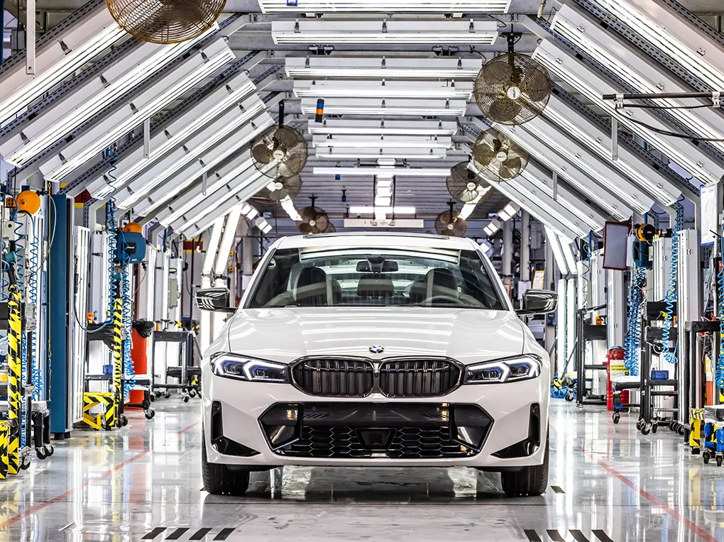 O novo BMW 320i ganha versão limitada alusiva aos 10 anos da fábrica do BMW Group, em Araquari, Santa Catarrina. Foto: Divulgação