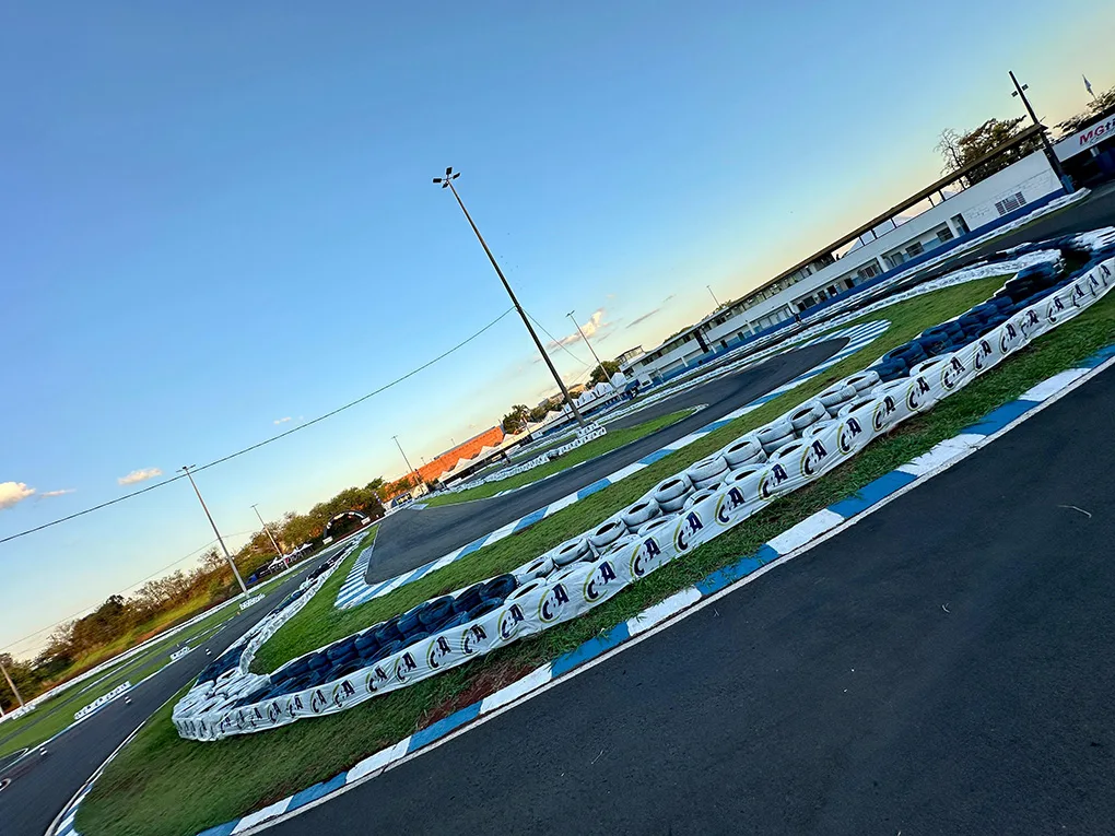 O Brasileiro de Kart vai até sábado no Kartódromo Luigi Borghesi, quando serão conhecidos os 12 campeões do Gruipo 2 - Foto: Divulgação