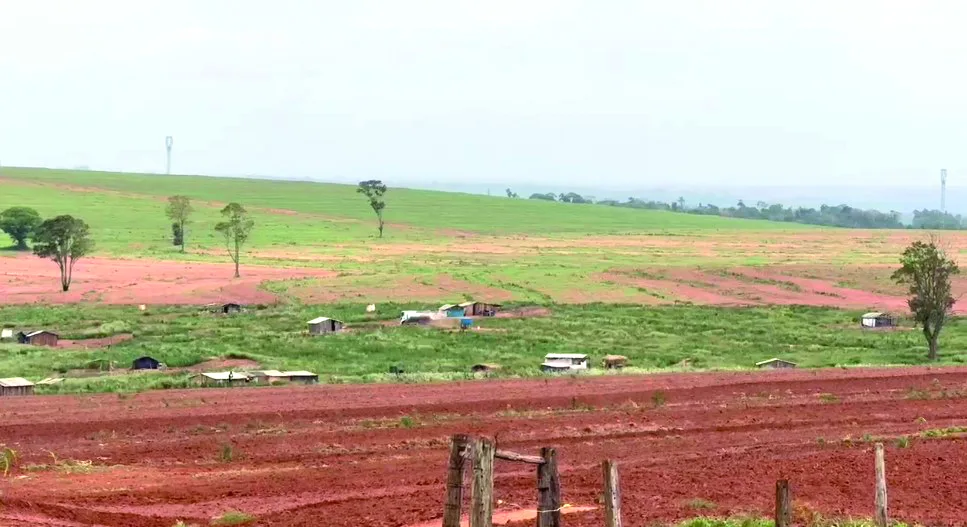 Ainda não acabou a invasão das terras