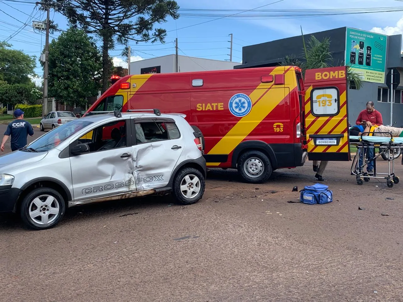 Acidente de trânsito em Cascavel: motociclista ferido em colisão com carro na Avenida Uirapuru - Foto: Sot