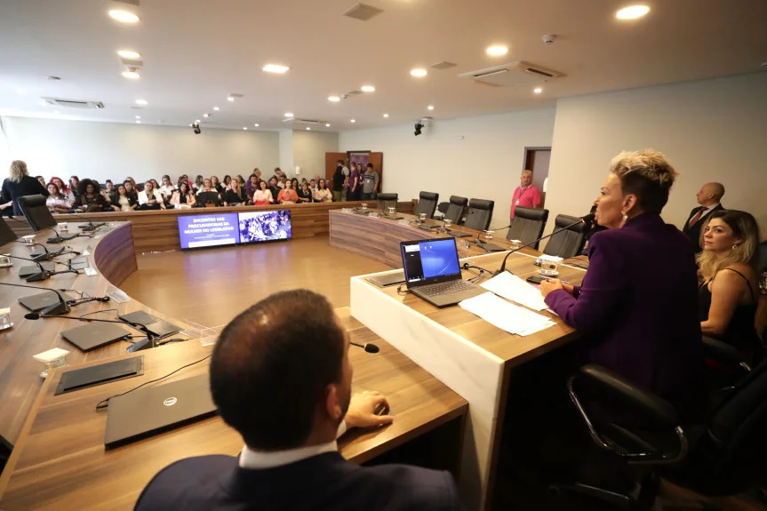 Procuradoria da Mulher da Assembleia Legislativa do Paraná promove encontro com Procuradoras Municipais do estado. Saiba mais! - Foto: Orlando Kissner/Alep