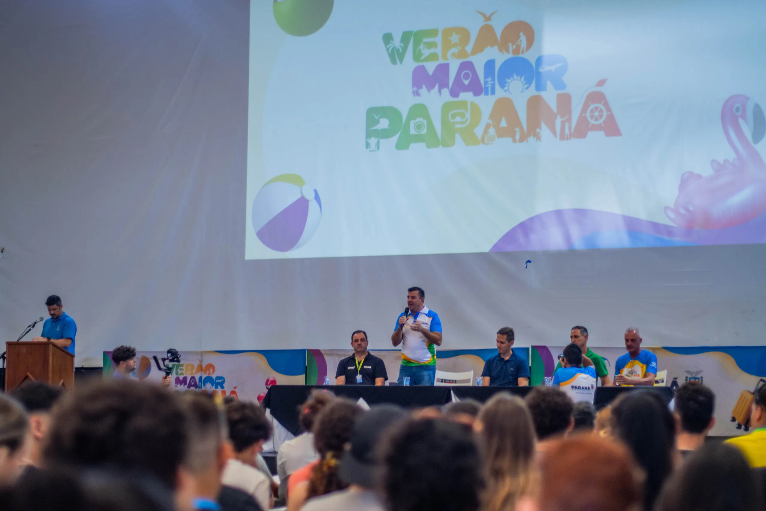 Fique por dentro do projeto Verão Maior Paraná 2024/25, onde estudantes de diferentes áreas receberam capacitação para atuar nas praias do litoral e Noroeste do Estado - Foto: SEES-PR