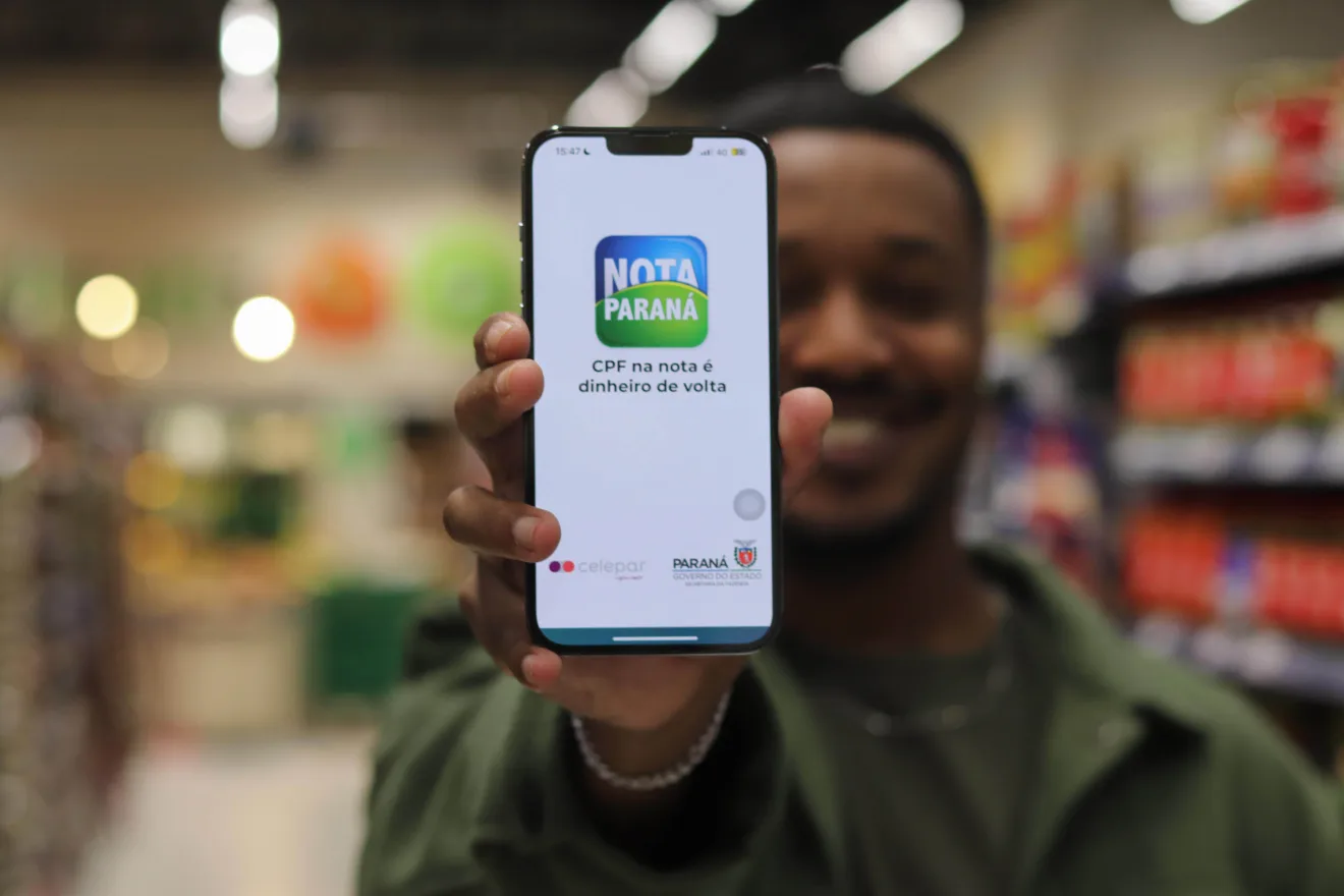 Registramos um novo recorde de participantes no Nota Paraná! Mais de 3 milhões de consumidores competem por prêmios em dinheiro - Foto: Gabi Smeck/SEFA-PR Registramos um novo recorde de participantes no Nota Paraná! Mais de 3 milhões de consumidores competem por prêmios em dinheiro - Foto: Gabi Smeck/SEFA-PR