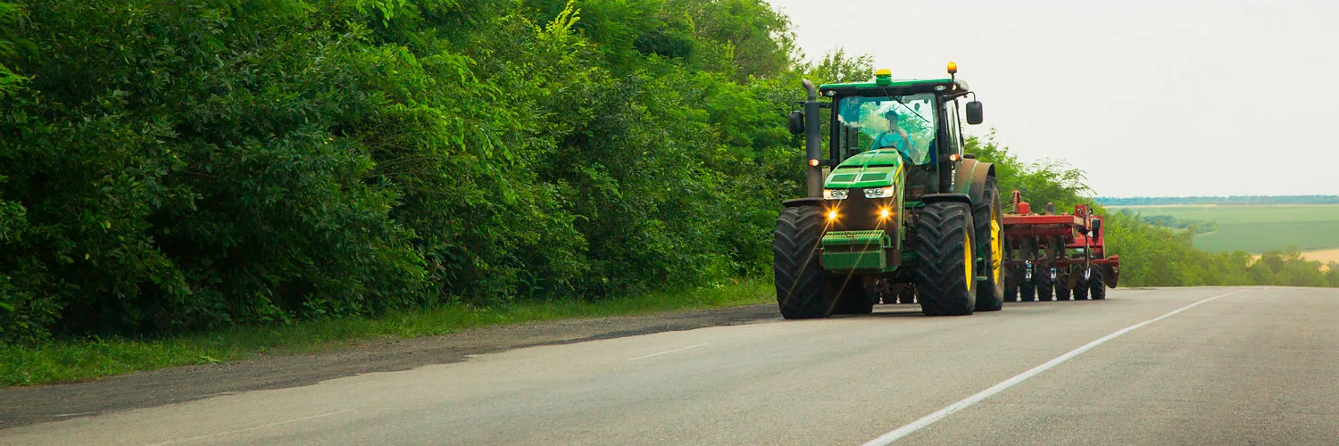 Tratores podem treansitar pelas rodovias do país