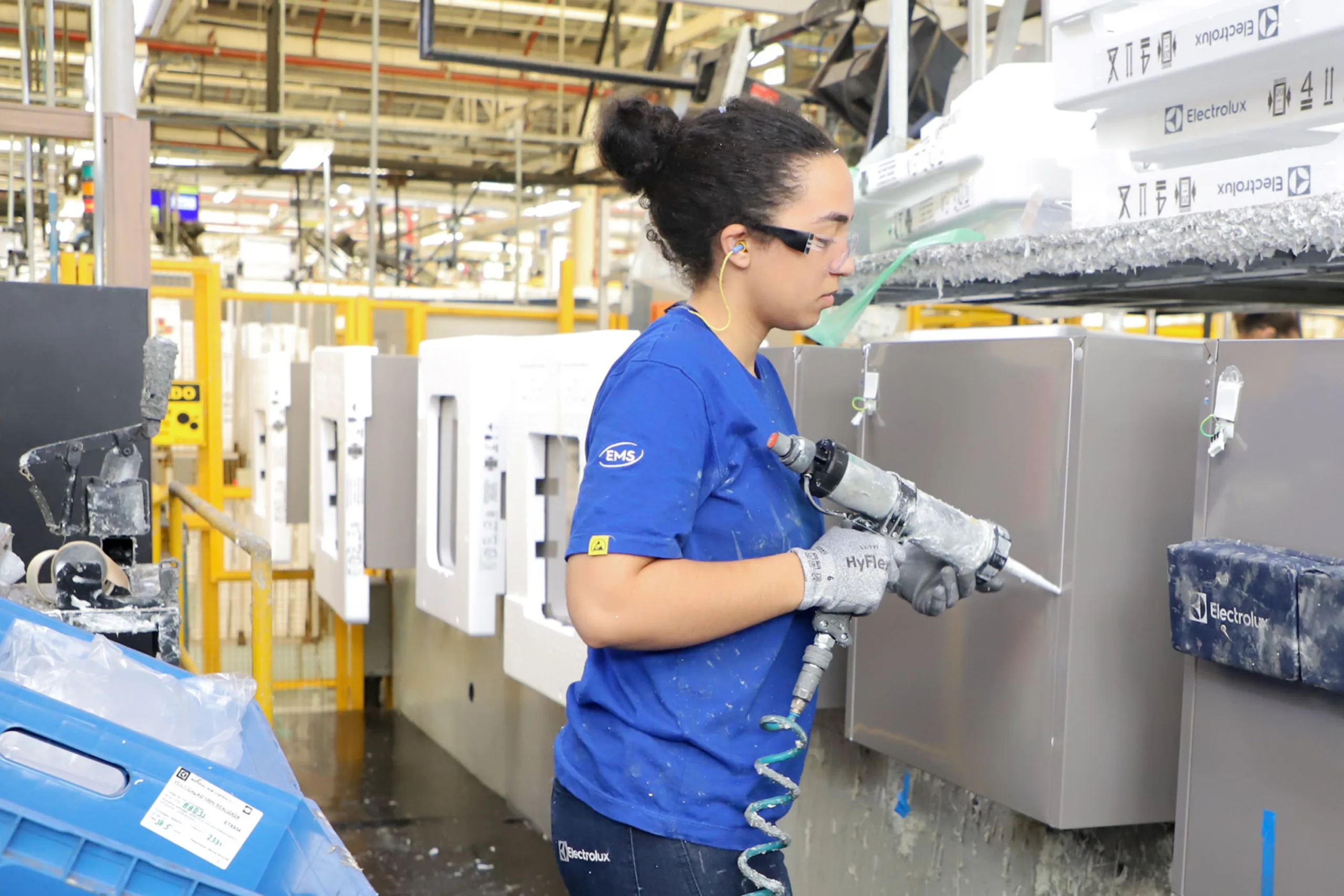 Encontre vagas de emprego com carteira assinada no Paraná. Agências do Trabalhador oferecem mais de 17 mil oportunidades de trabalho - Foto: Ari Dias/AEN