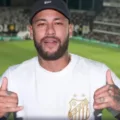 Confira a emocionante volta de Neymar Jr ao Santos. Saiba mais sobre o retorno do ídolo e sua apresentação no Pacaembu - Foto: Reprodução/Redes Sociais 