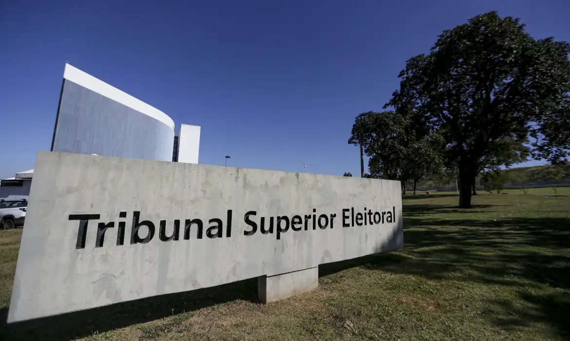 Ausência injustificada às urnas resulta em sanções ao eleitor