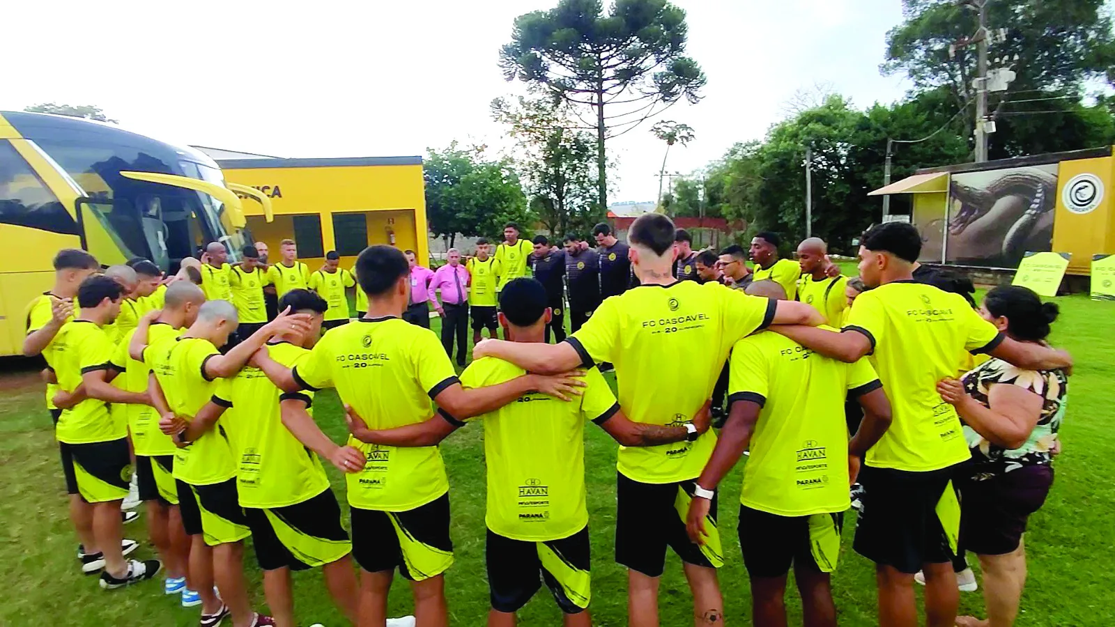 Confira as estreias das equipes paranaenses na Copa São Paulo de Futebol Junior. Operário, Azuriz, Coritiba e Athletico em campo - Foto: Assessoria

