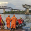 Marinha do Brasil retomará operações de mergulho para buscar vítimas desaparecidas após acidente na Ponte Juscelino Kubitschek de Oliveira -  Foto: Bombeiros Militar/Governo do Tocantins