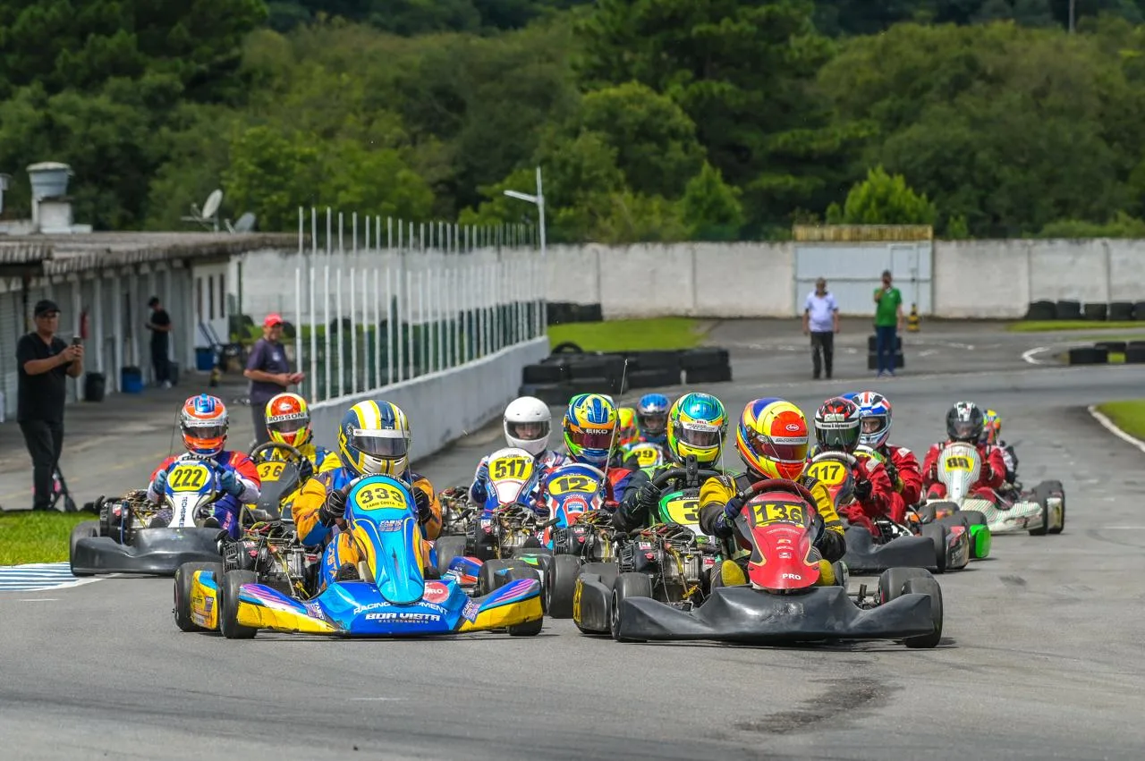 A categoria Pró contou com a participação de 20 pilotos - Foto: Divulgação