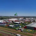 Descubra os detalhes da maior edição do Show Rural em Cascavel, que atraiu 407.094 visitantes e gerou R$ 7,05 bilhões - Foto: AEN