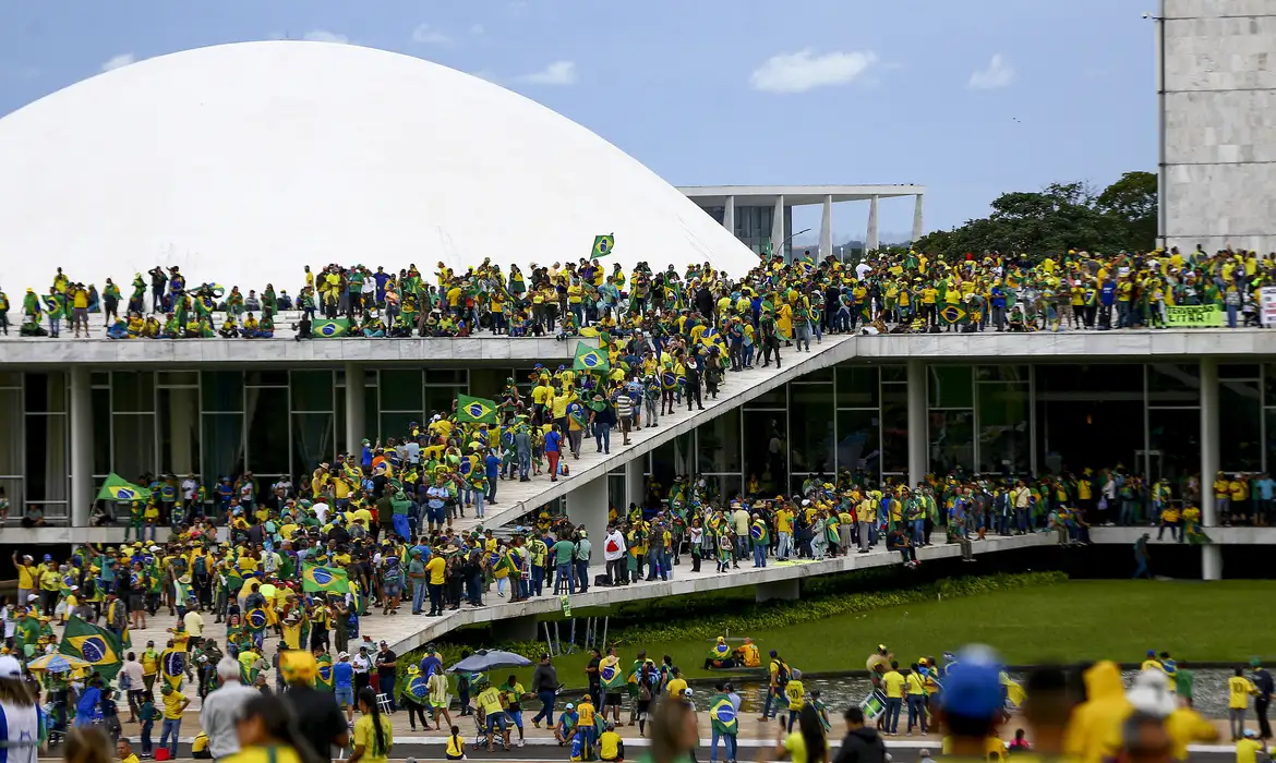 Entenda as acusações contra Léo Bolsonaro, primo dos filhos de Jair Bolsonaro, e sua relação com atos de janeiro de 2023 - Foto: Marcelo Camargo/Agência Brasil