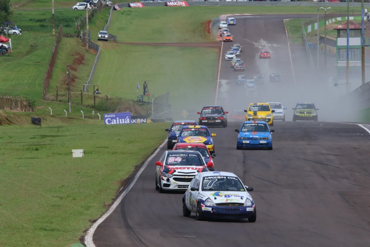 O agito da temporada 2025 no Autódromo Zilmar Beux começa nesta sexta-feira com os treinos da 1ª etapa do Regional de Marcas - Foto: Vanderley Soares