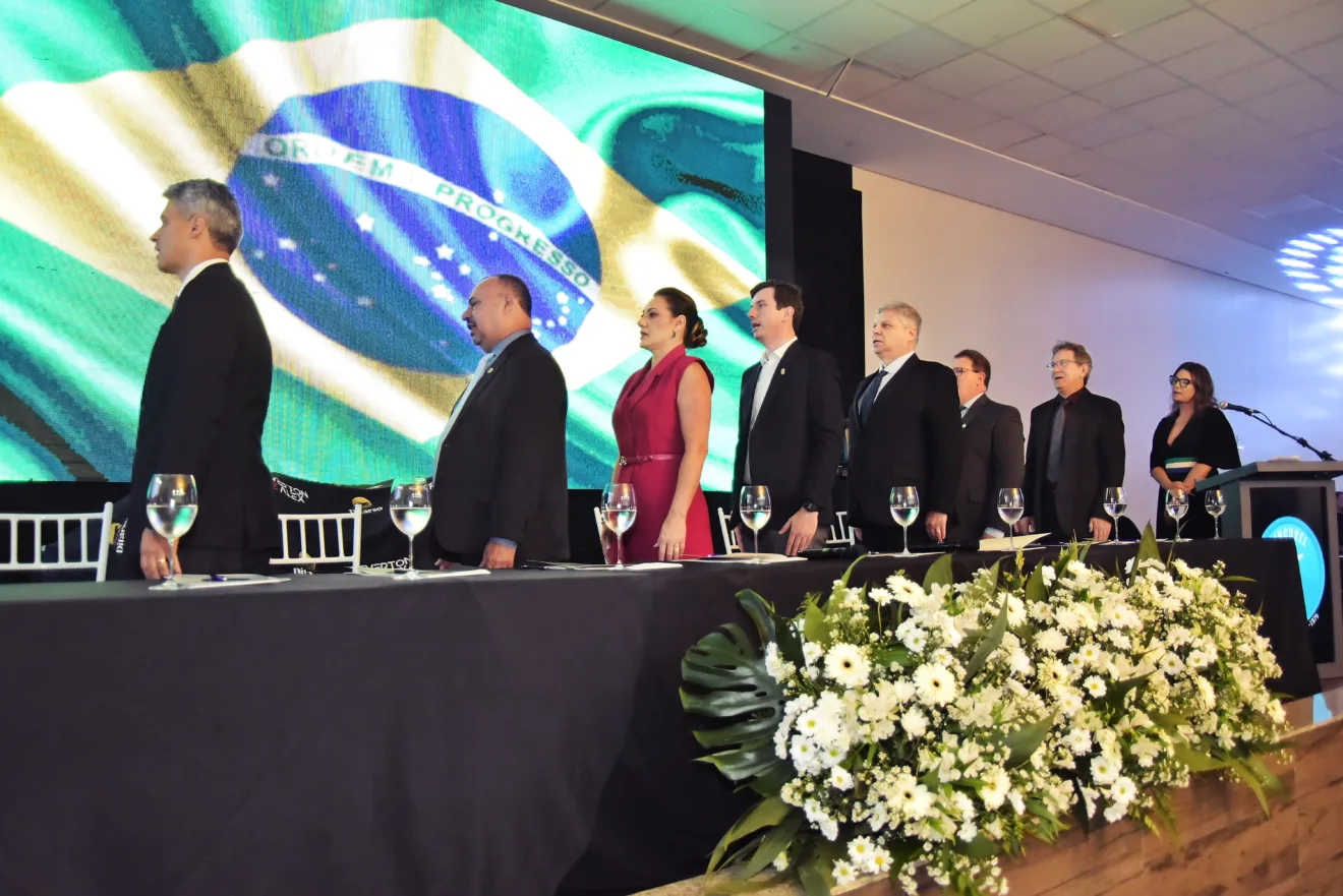Ionara Boaroli de Bortoli assume a presidência do Sincovel