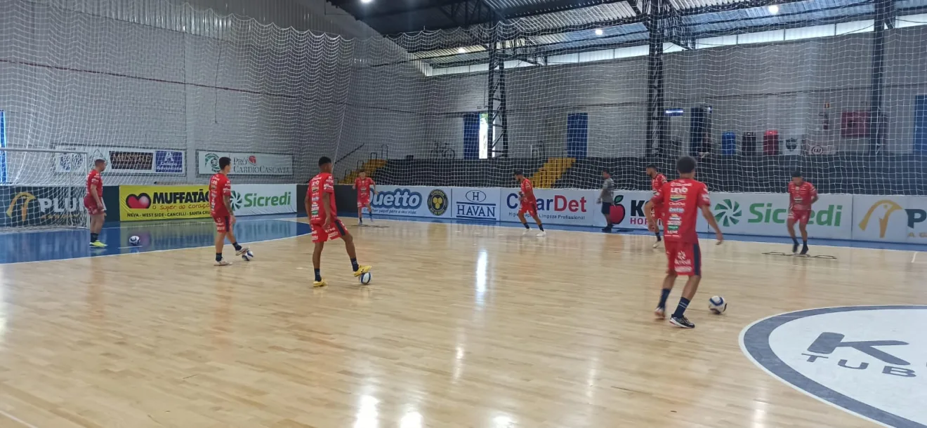 Cascavel se prepara para a Série Ouro do futsal. Conheça os jogos-treinos importantes para o desenvolvimento das equipes - Foto: Divulgação Cascavel se prepara para a Série Ouro do futsal. Conheça os jogos-treinos importantes para o desenvolvimento das equipes - Foto: Divulgação