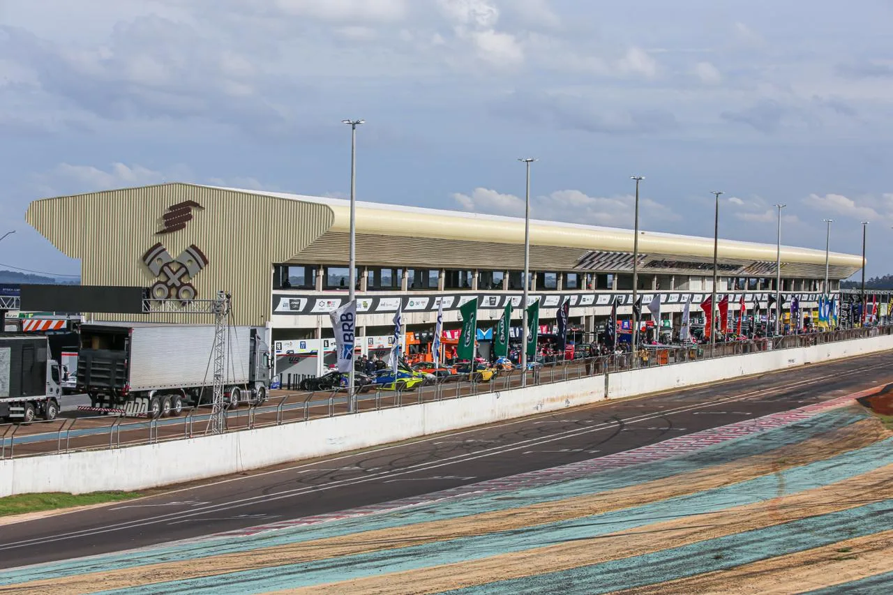 O Autódromo Zilmar Beux é hoje uma “indústria” que precisa ser bem cuidada, para atrair grandes eventos, turismo de evento e divisas para Cascavel - Foto: Vanderley Soares