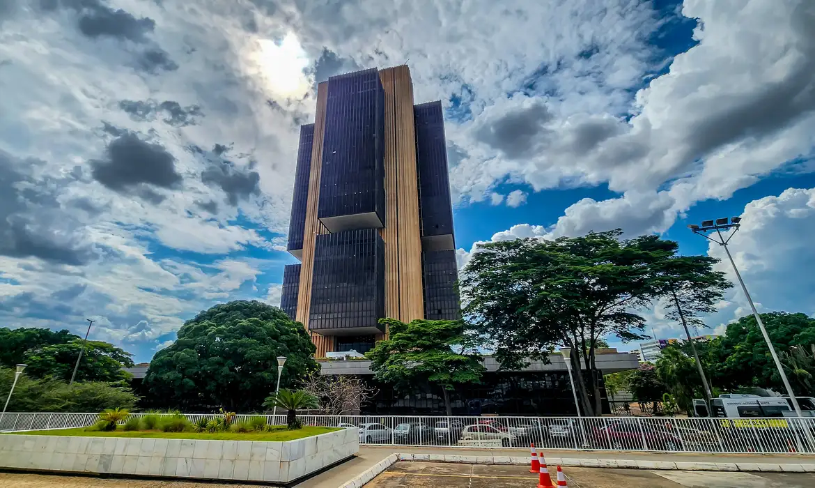 A pesquisa Focus é realizada com economistas do mercado financeiro e é divulgada semanalmente pelo BC - Foto: Rafa Neddermeyer/Agência Brasil