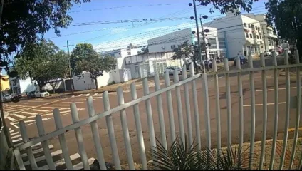 Um acidente envolvendo um Fiat Uno e um Chevrolet Onix ocorreu em Cascavel. Ninguém ficou ferido, mas o Uno teve danos