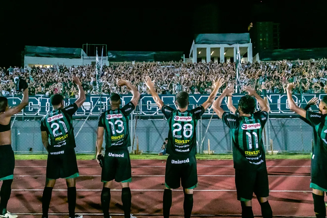 Acompanhe a decisão do Campeonato Paranaense de Futebol entre Maringá e Operário neste sábado, ao vivo na RIC TV - Foto: Assessoria 